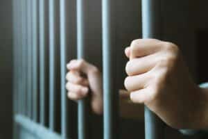 dénoncer mauvaises conditions carcérales